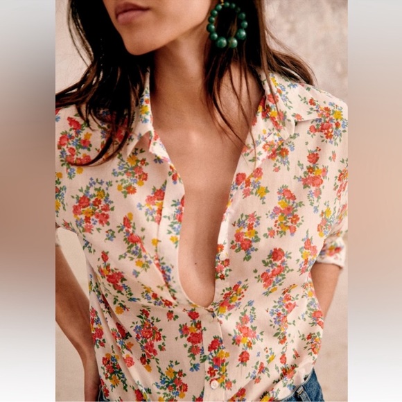 Sezane Ann Shirt in Floral Jardin - Picture 2 of 10